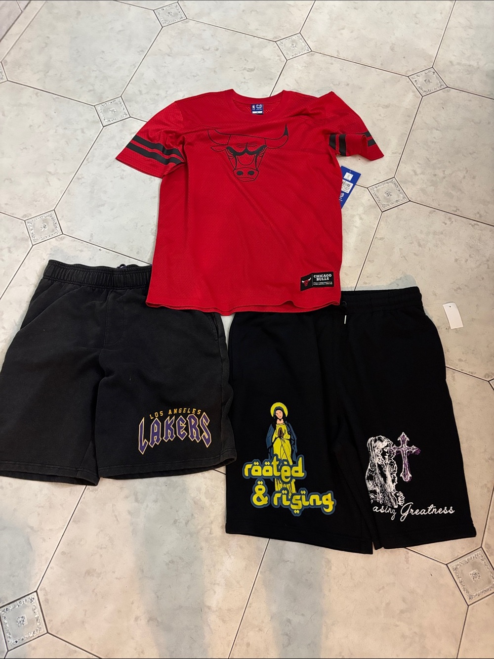 Chicago Bulls Red MeshTee by NBA and NBA shorts